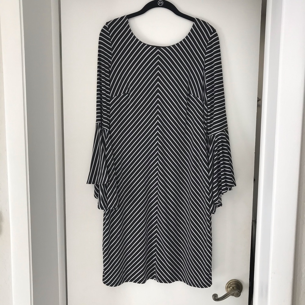 INC International Concepts dress black and white